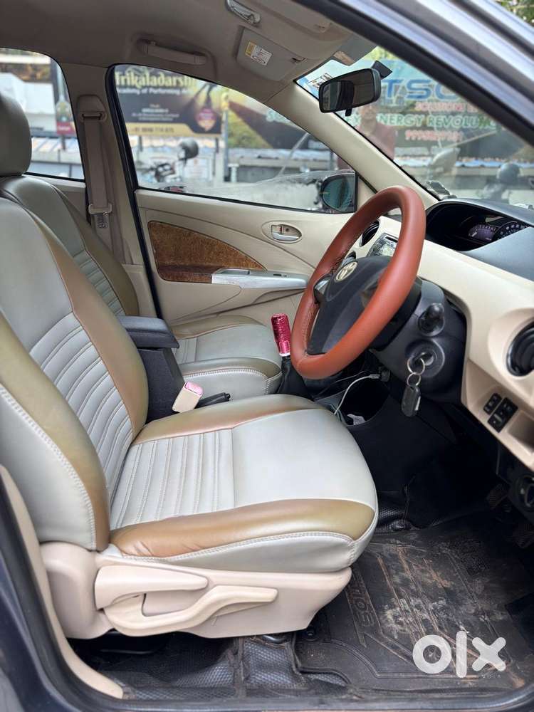 Toyota Etios Liva 2014-2016 V, 2016, Petrol