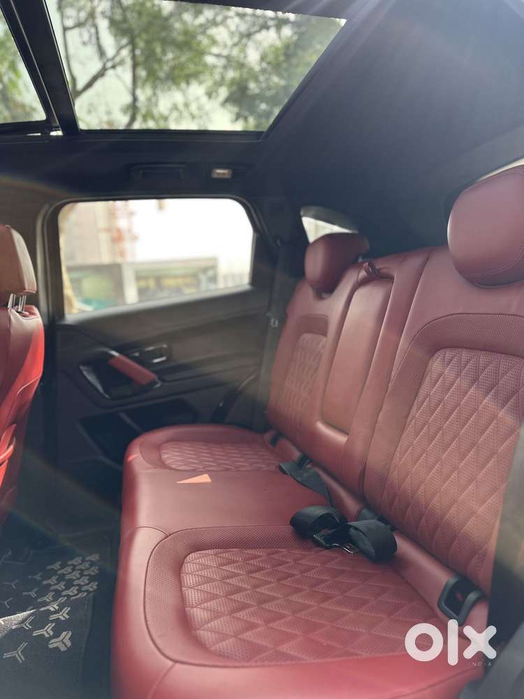 Tata Harrier 2.0 Kryotec Xza Plus (o) Red Dark Edition, 2023, Diesel