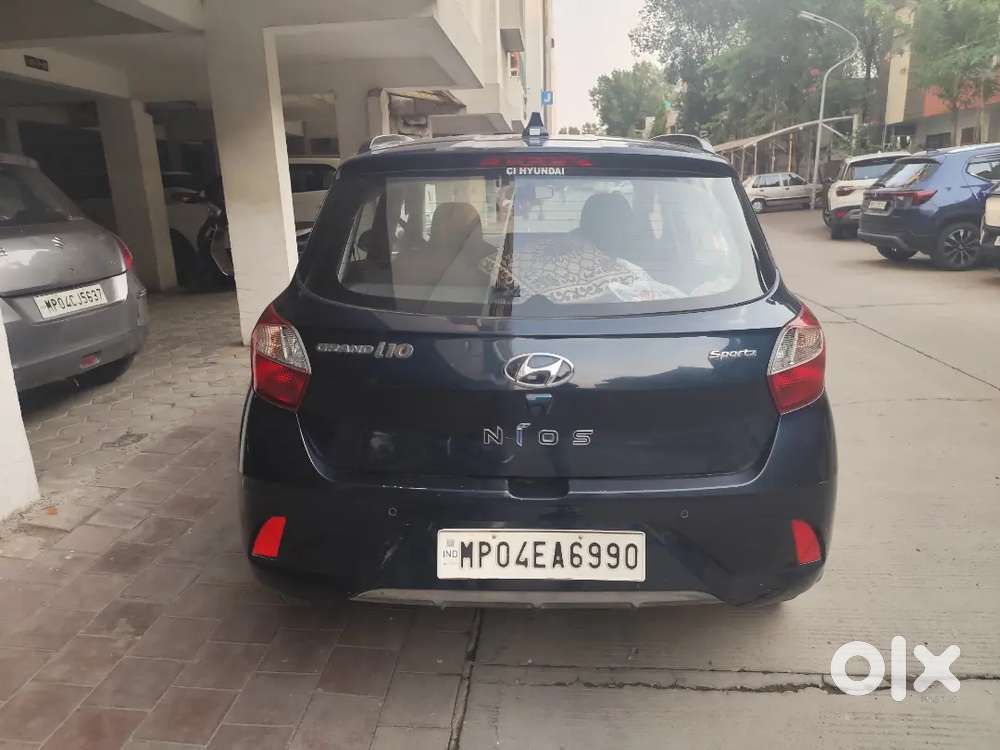 2021 Grand I10 Sportz Single Lady Owner  New Battery  Top Condition