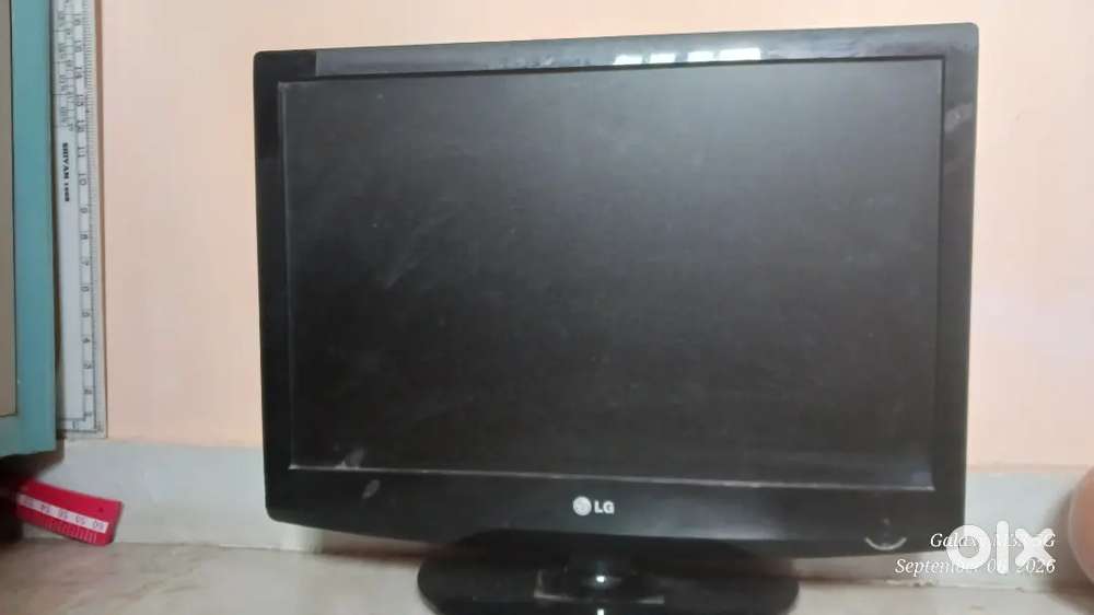 LG 22 INCH LED TV