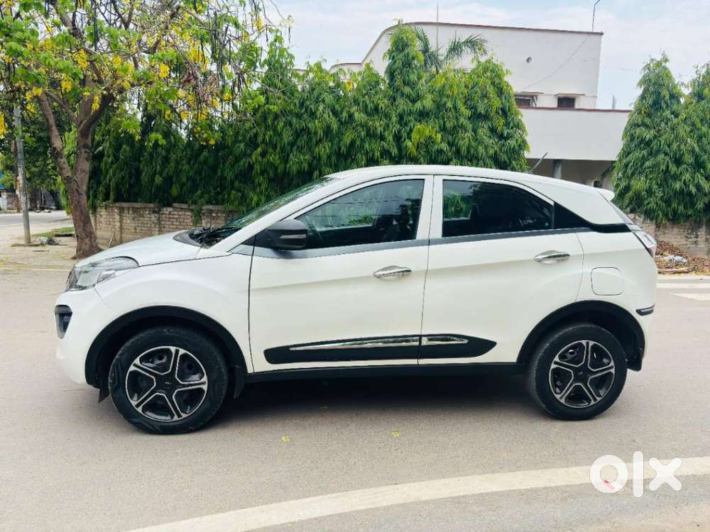 Tata Nexon 1.5 Revotorq Xm, 2018, Diesel