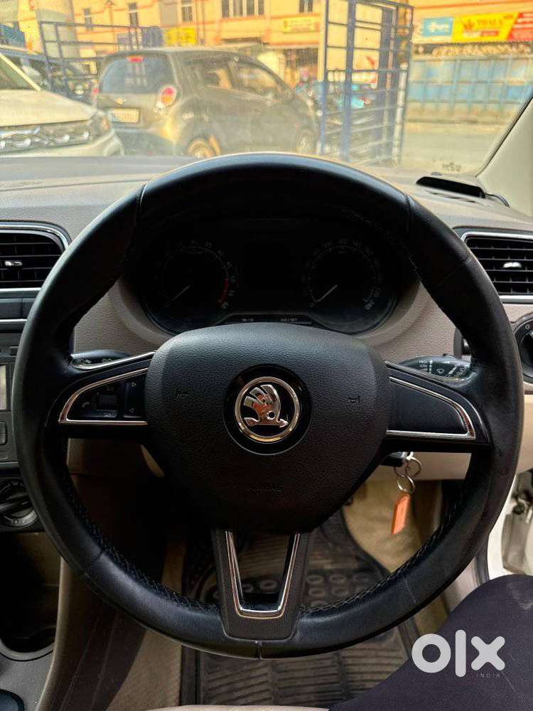 Skoda Rapid 1.5 Tdi At Ambition, 2015, Diesel