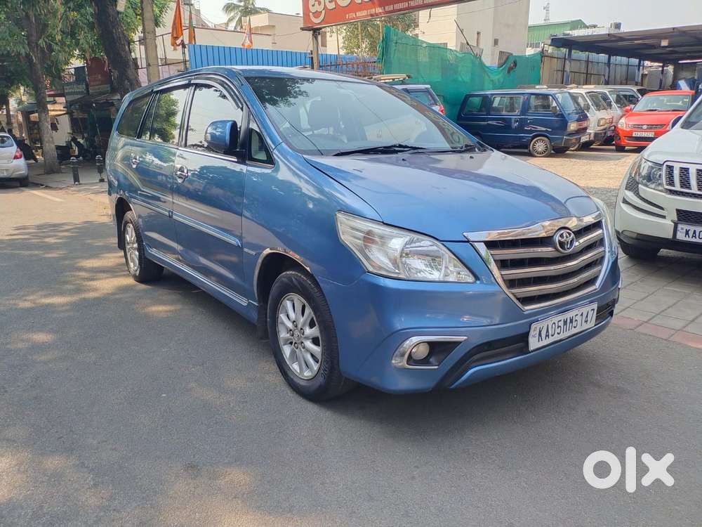 Toyota Innova 2.5 V 8 Str, 2013, Diesel