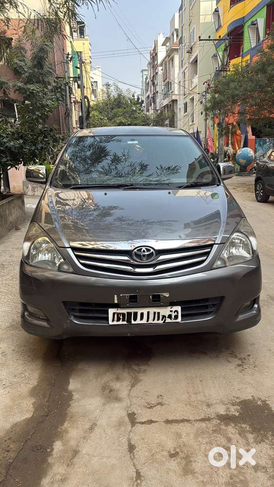 Toyota Innova 2011 Diesel