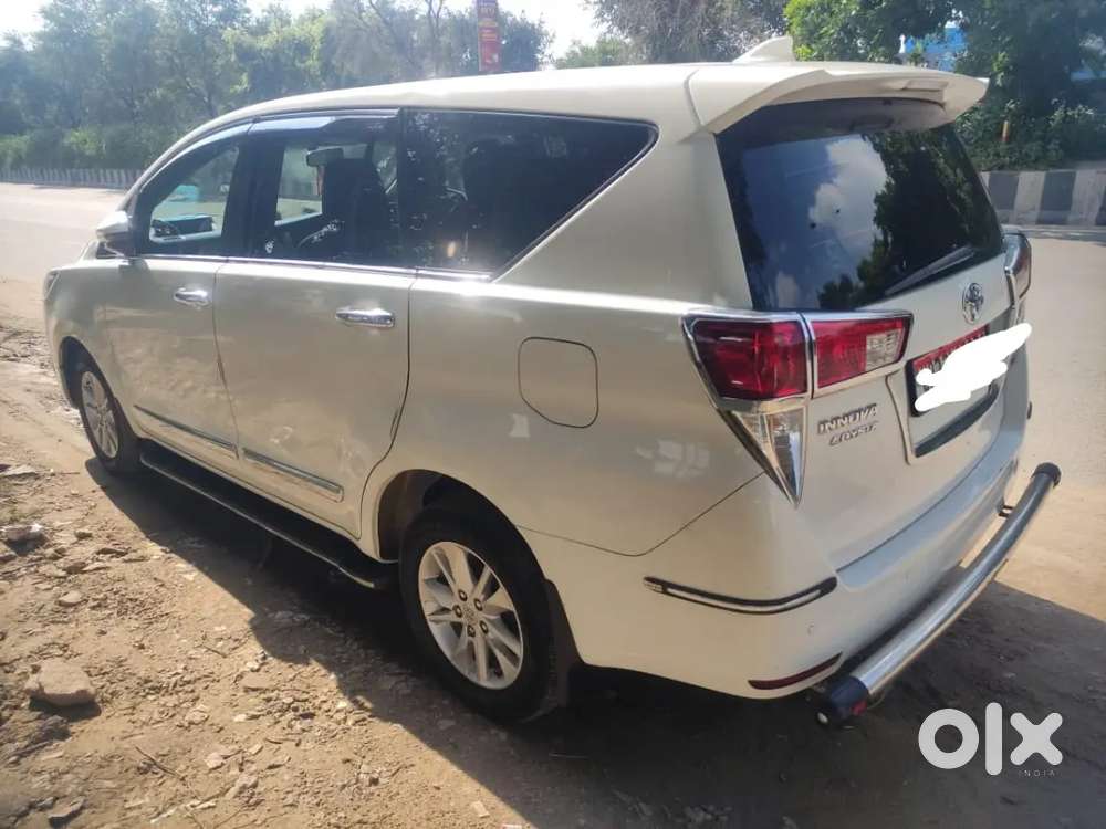 Toyota Innova Crysta 2020 Diesel 105000 Km Driven