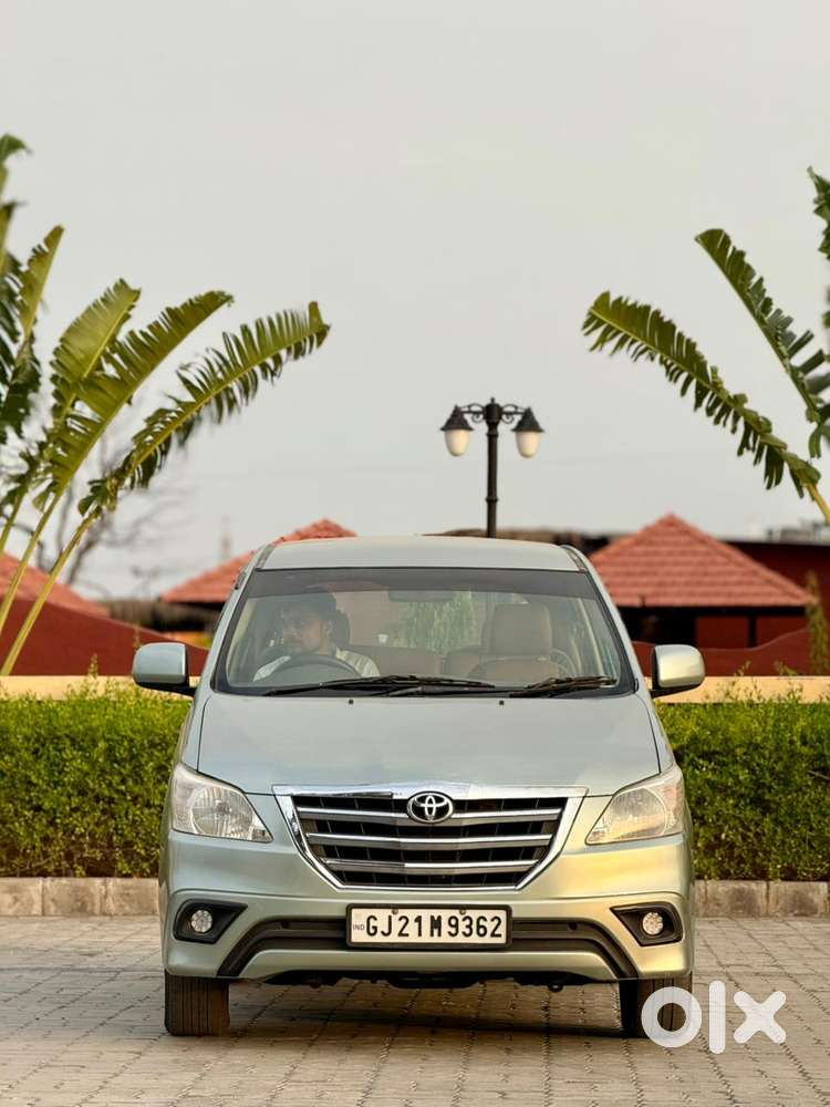 Toyota Innova 2004-2011 2.5 G4 Diesel 8-seater, 2008, Diesel