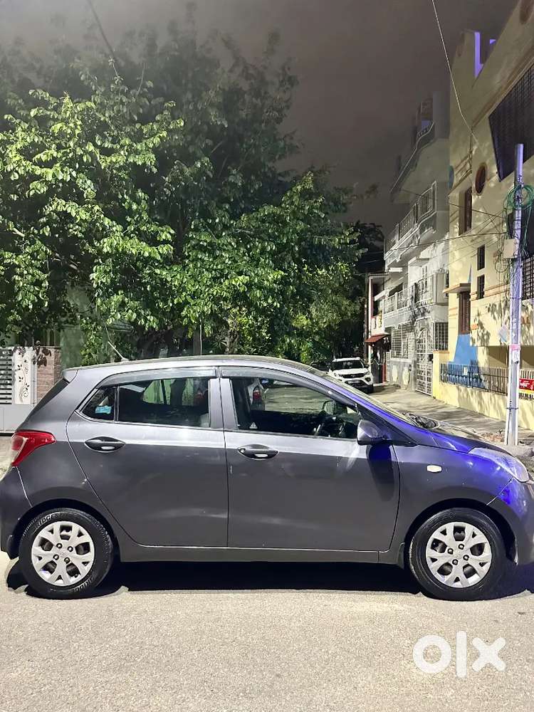 Hyundai Grand I10 Magna Petrol 2015