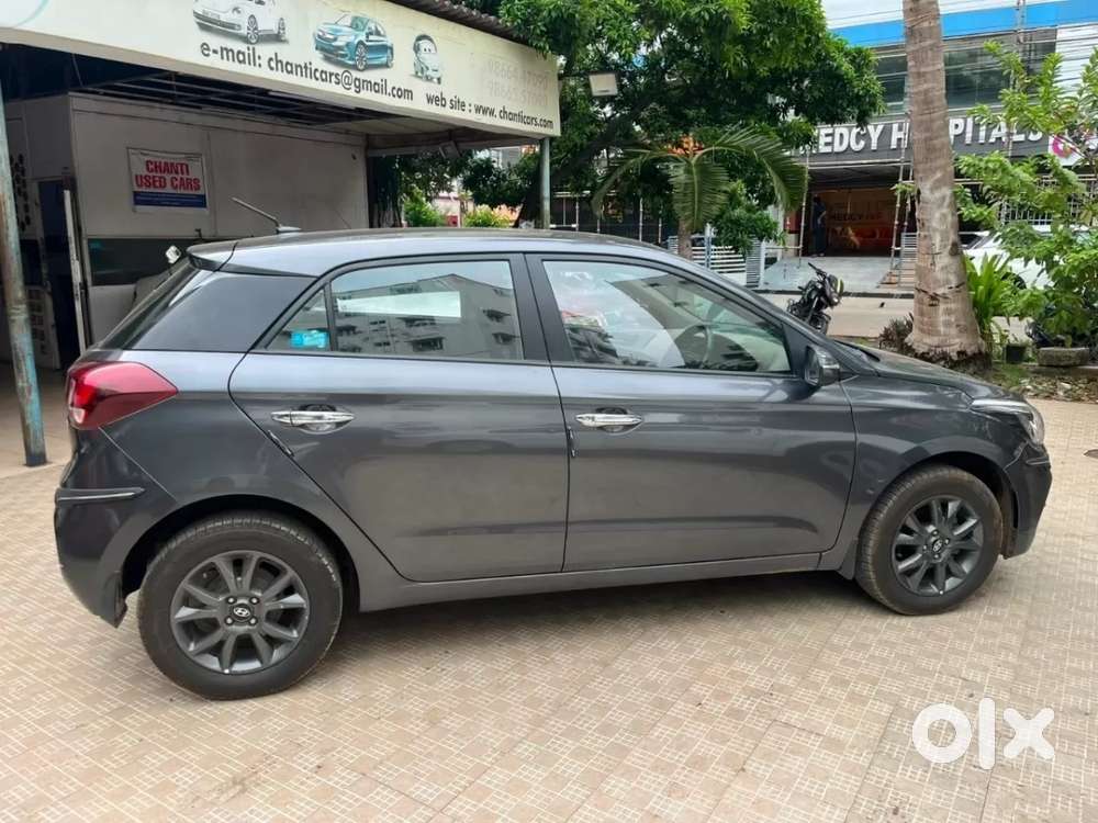 Hyundai I20 Sportz 1.2 Ivt, 2020, Petrol