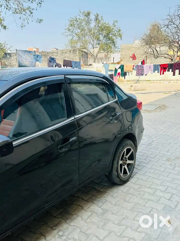 Honda Amaze Variant 2015