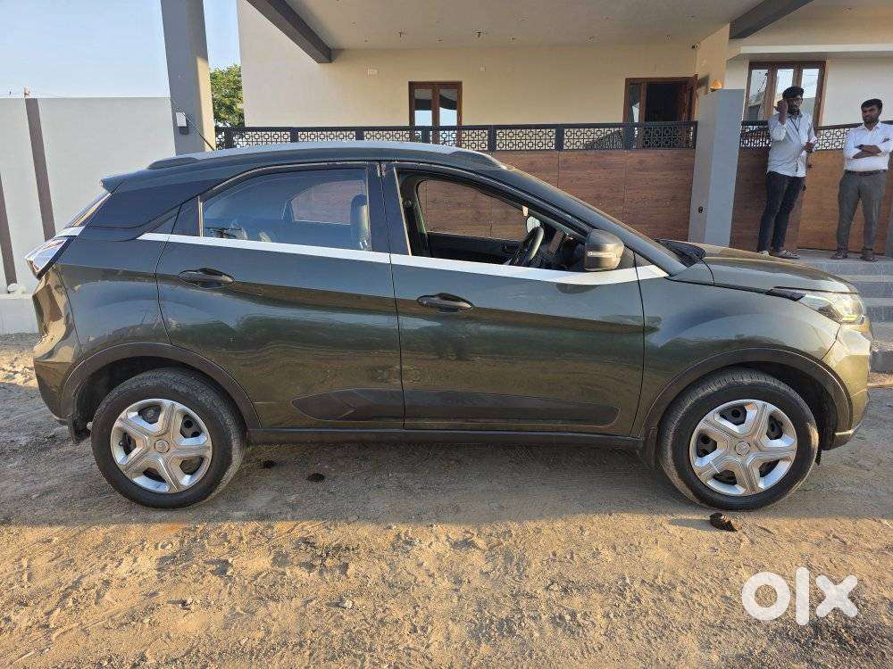 Tata Nexon 1.5 Revotorq Xm, 2020, Diesel