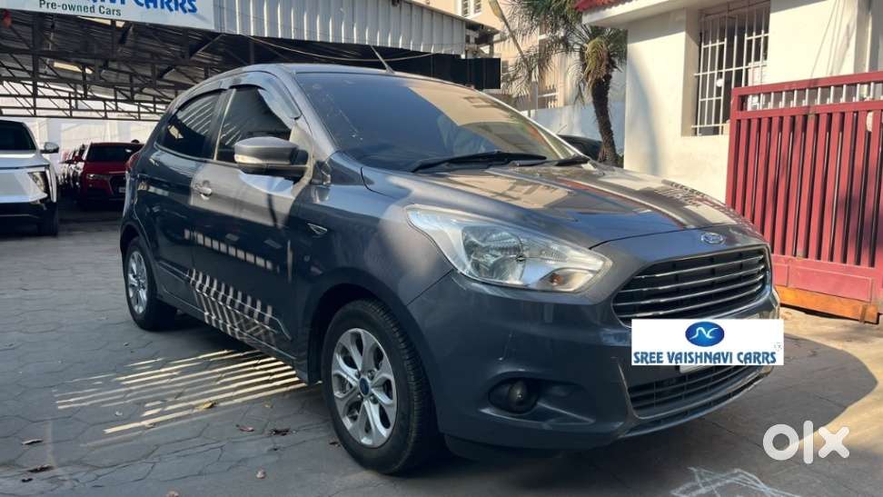 Ford Figo Petrol Titanium, 2015, Petrol