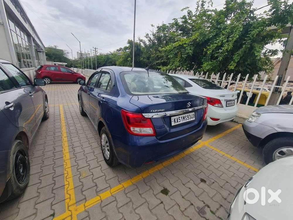 Maruti Suzuki Swift Dzire Vxi Optional, 2022, Petrol