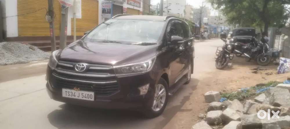 Toyota Innova Crysta 2016