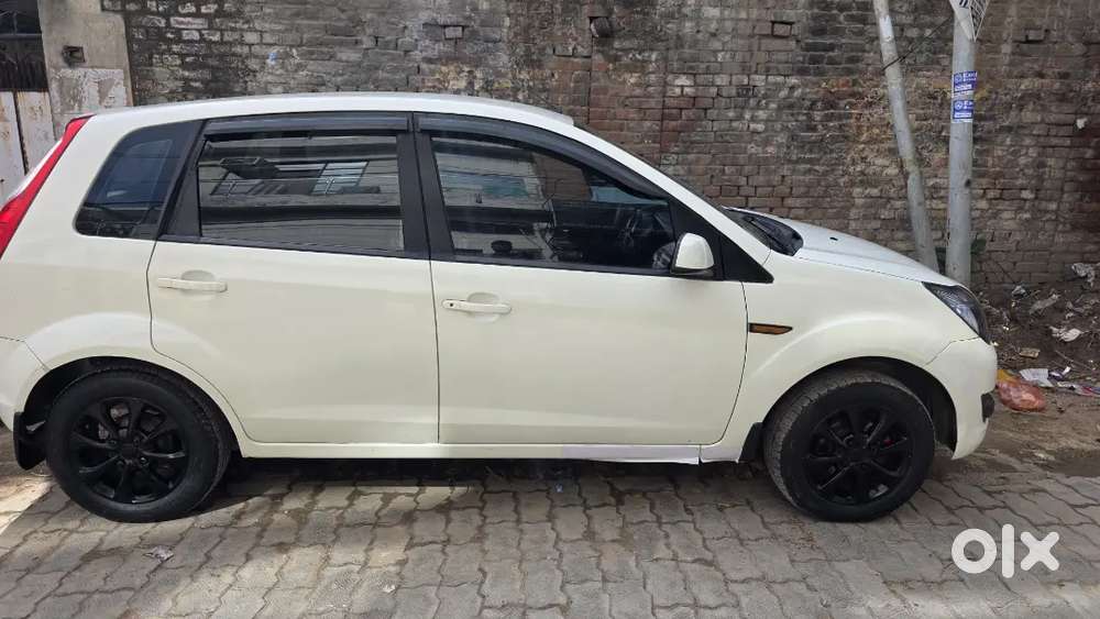 Ford Figo 2011