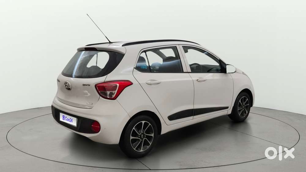 Hyundai Grand I10 1.2 Kappa Sportz Option, 2017, Cng & Hybrids