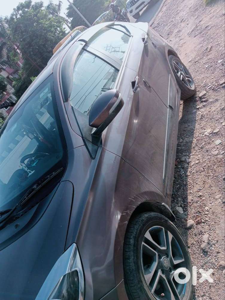 Tata Tigor Petrol 2014 Year