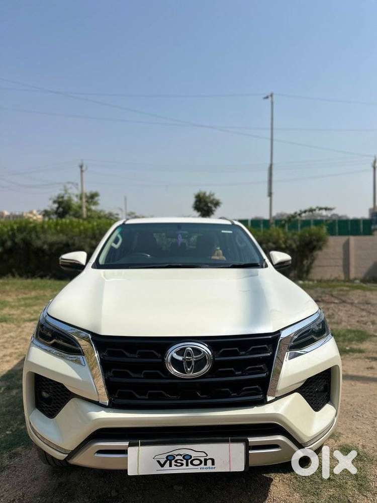 Toyota Fortuner 4x2 At 2.8 Diesel, 2021, Diesel