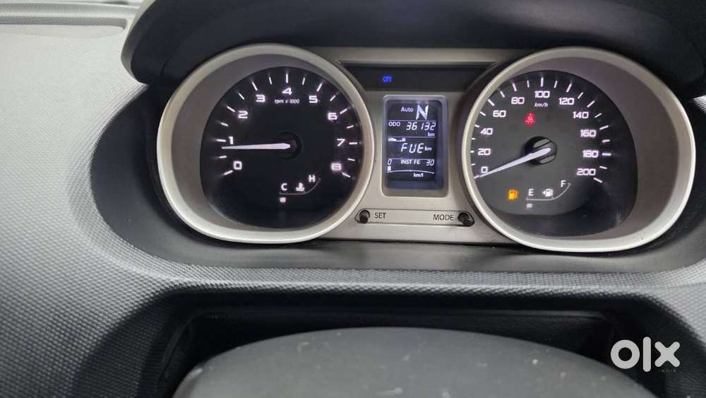 Tata Tiago 1.2 Revotron Xta, 2018, Petrol