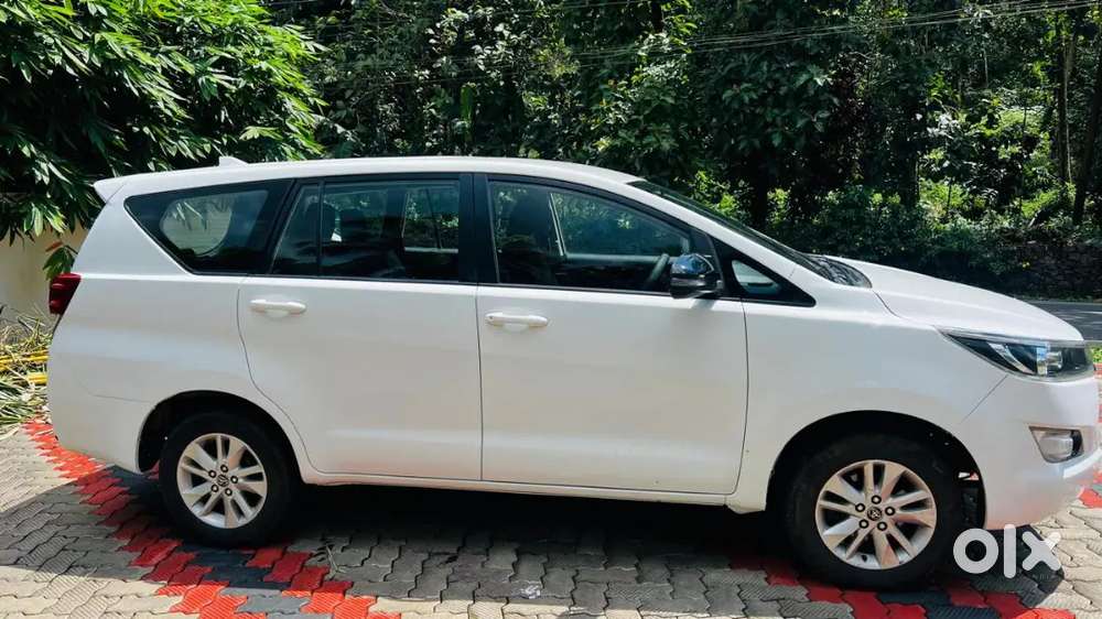 Toyota Innova Crysta 2017 Diesel Manual Model