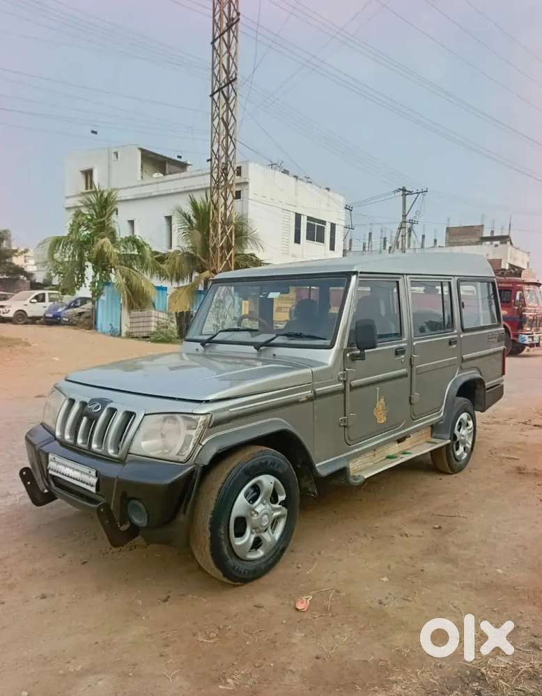 Bolero Xl 10 Seater (2008)