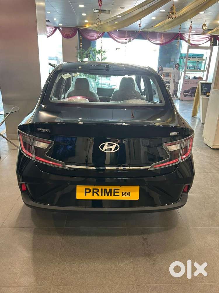 Taxi Taxi Taxi Ye New Car H Old Nahi Kmse Km Downpayment Pe Uplabdh