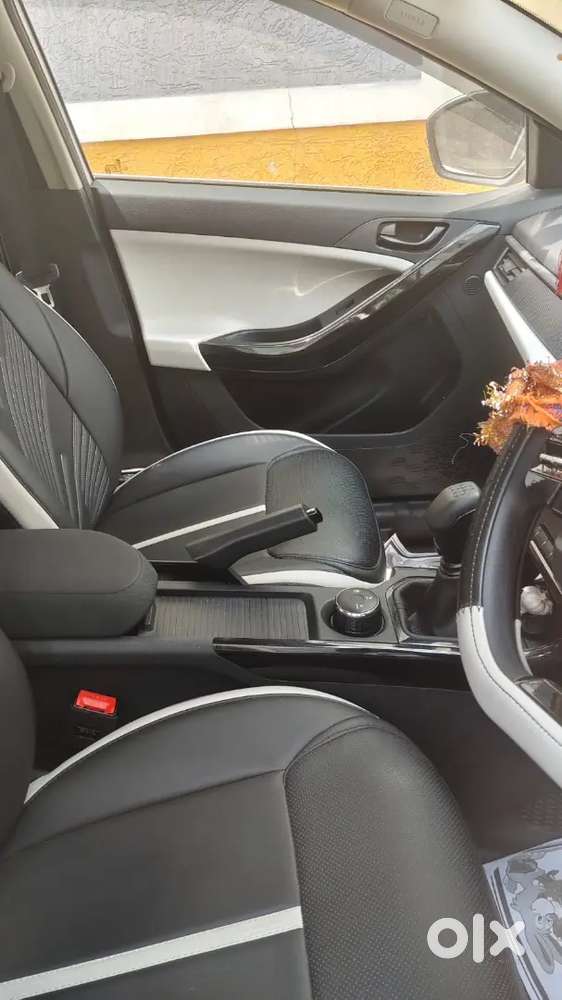 Tata Nexon Pure Plus 2025 Petrol 10600 Km Driven