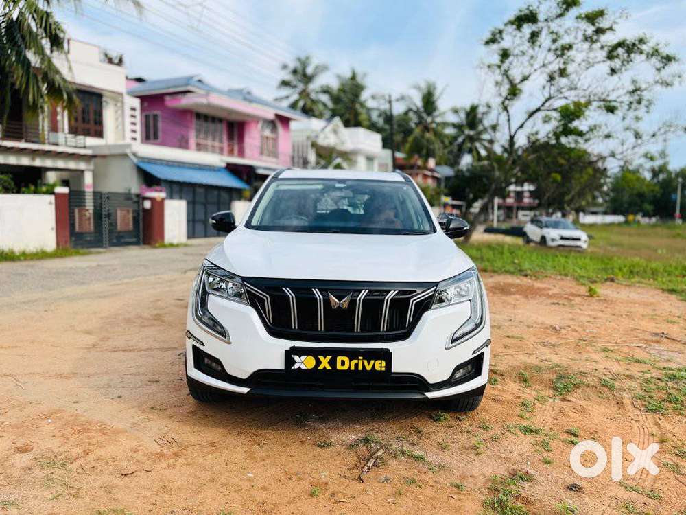 Mahindra Xuv700 2.2 Mx Diesel Mt 5 Str, 2023, Diesel