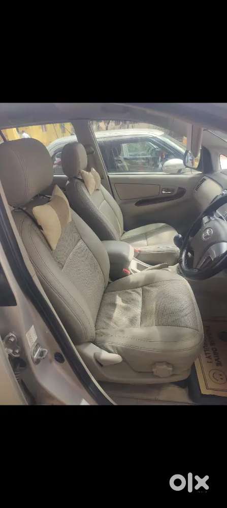 Innova 2014 V Version.