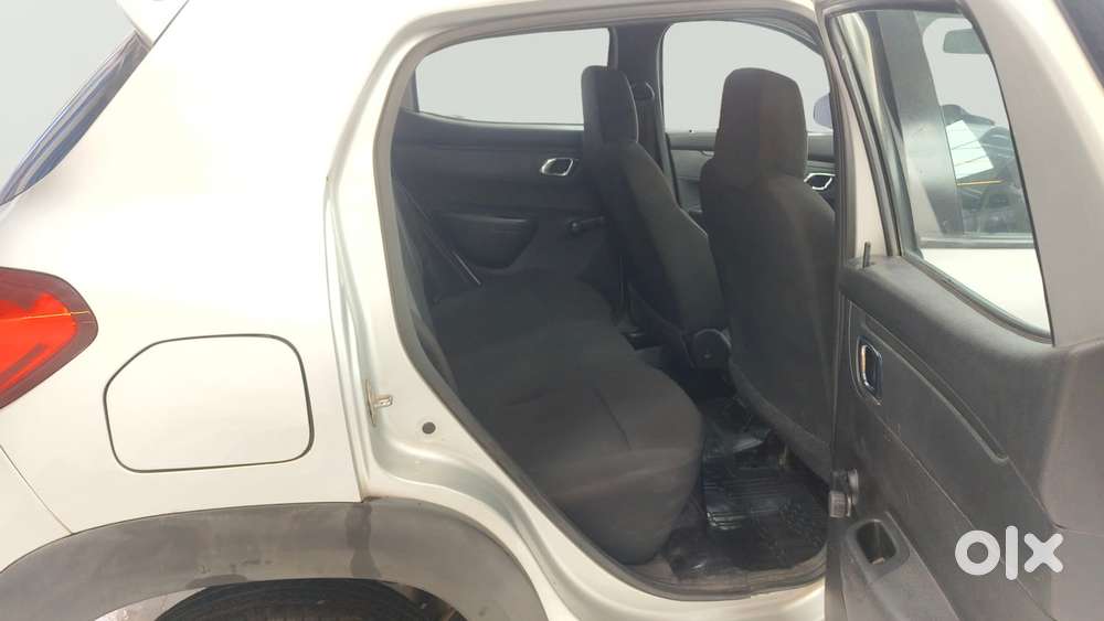 Renault Kwid 1.0 Rxt Amt, 2019, Petrol