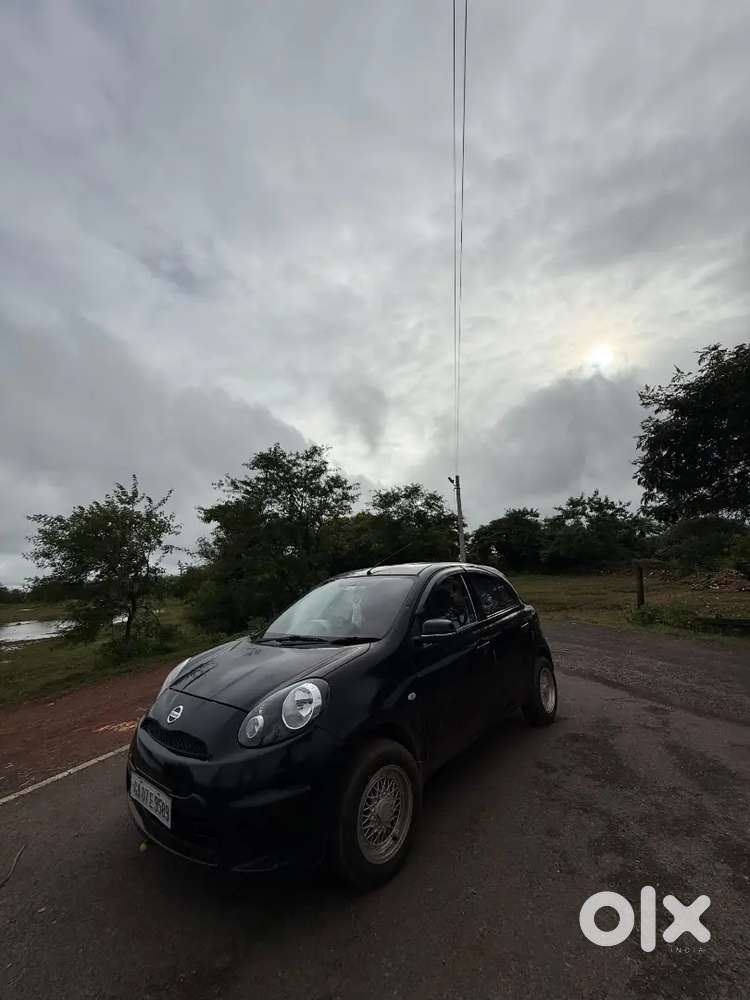 Nissan Micra Active 2014 Petrol 95000 Km Driven
