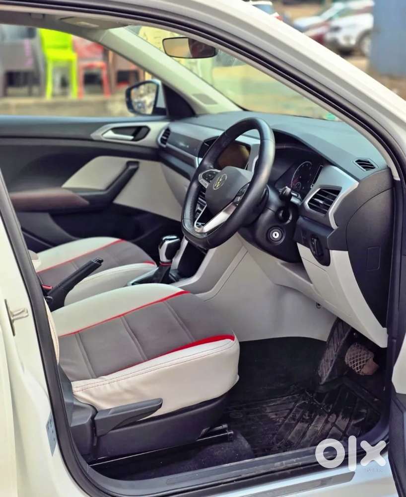 Volkswagen Taigun 1.0 Tsi Highline At, 2023, Petrol