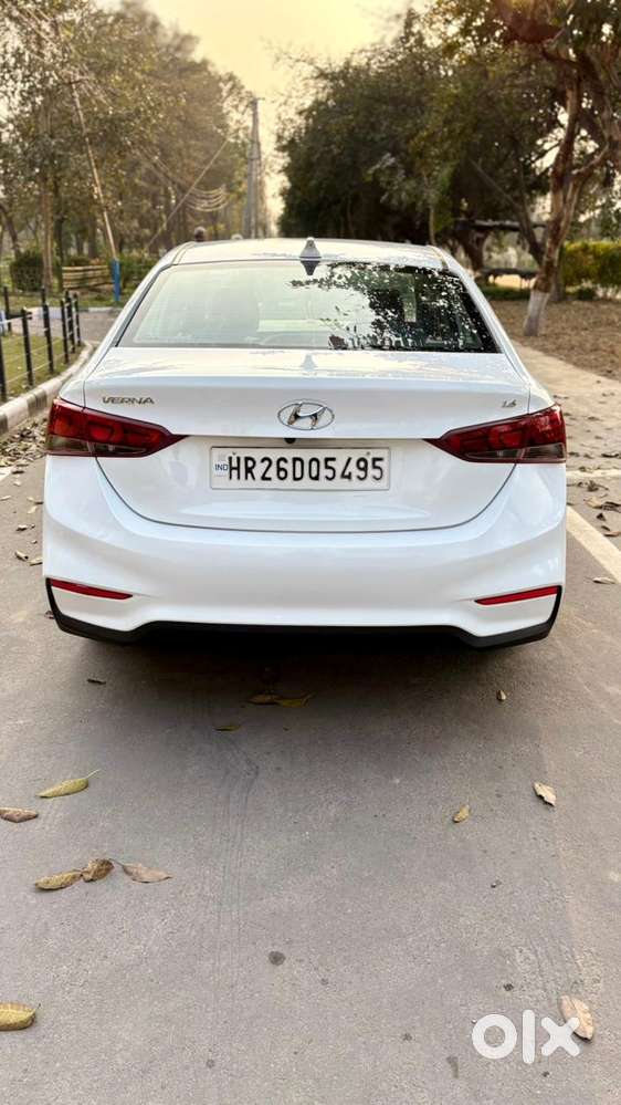 Hyundai Verna 1.6 Ex Vtvt, 2018, Petrol