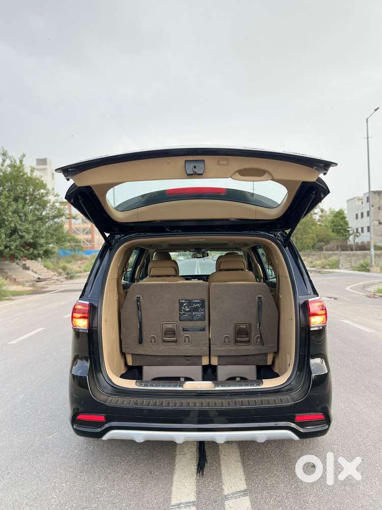 Kia Carnival Limousine Plus 7 Str, 2023, Diesel