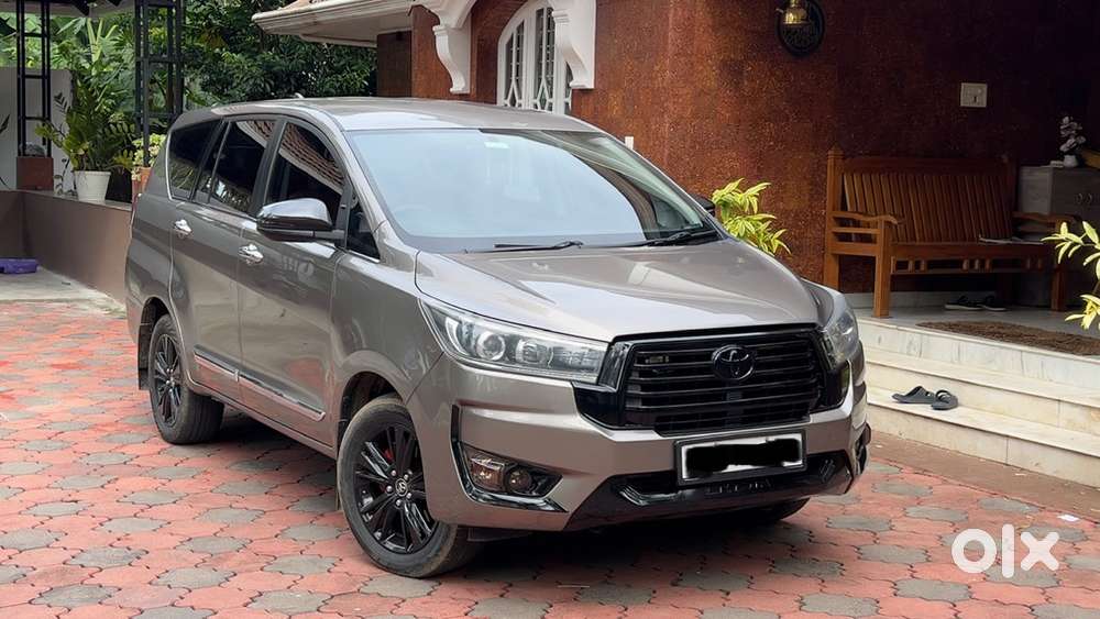 Toyota Innova Crysta 2017