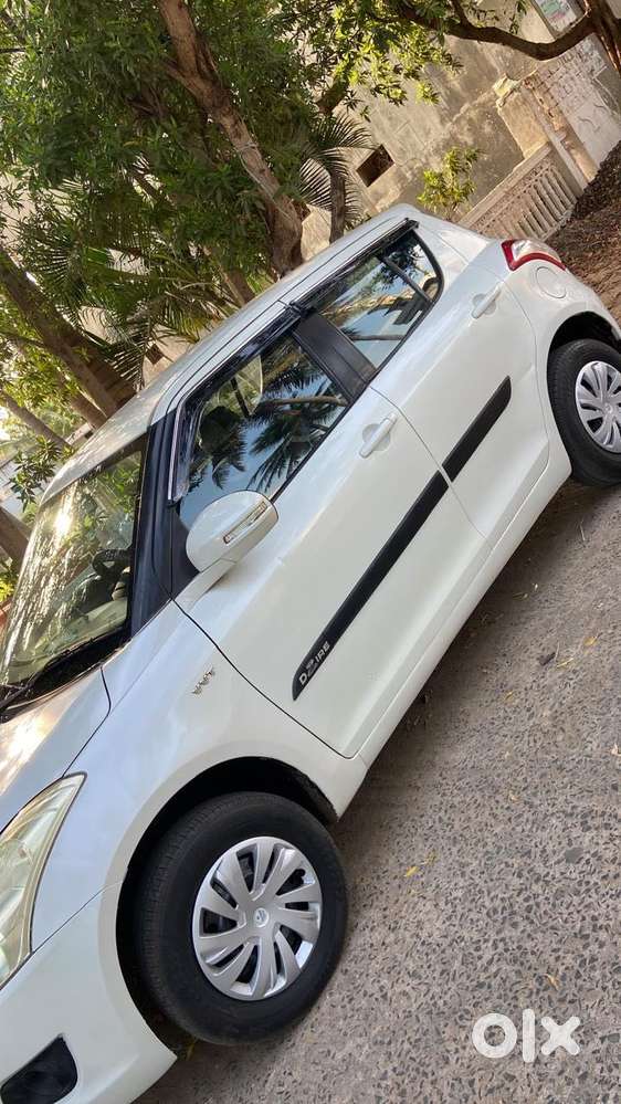 Maruti Suzuki Swift Vxi Optional, 2014, Petrol