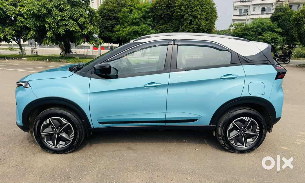 Tata Nexon Creative 1.2 Revotron Petrol 7dca Dt, 2025, Petrol