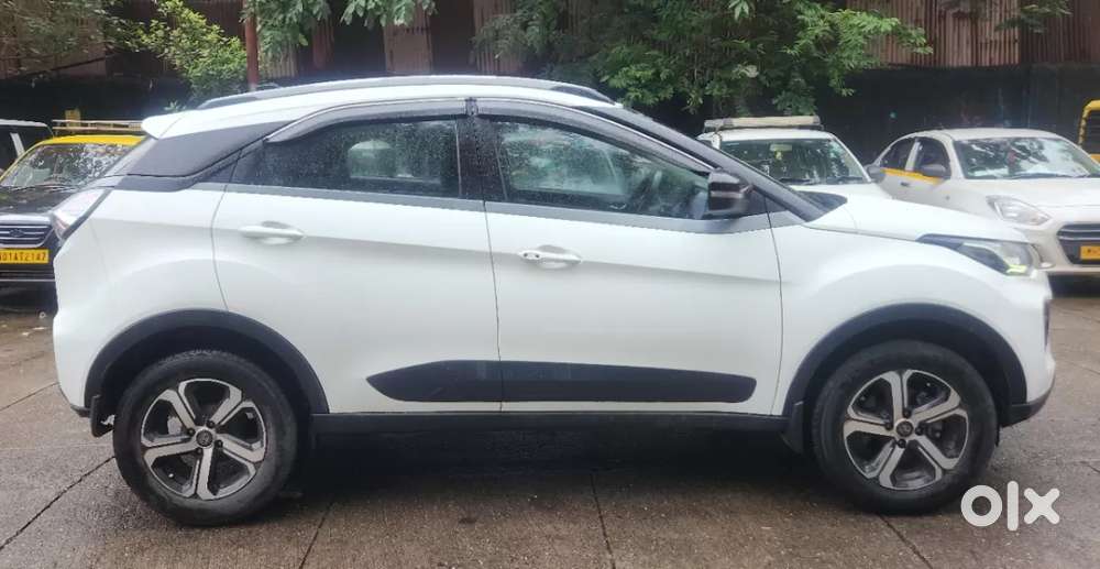 Tata Nexon Amt Xza Plus, 2021, Petrol