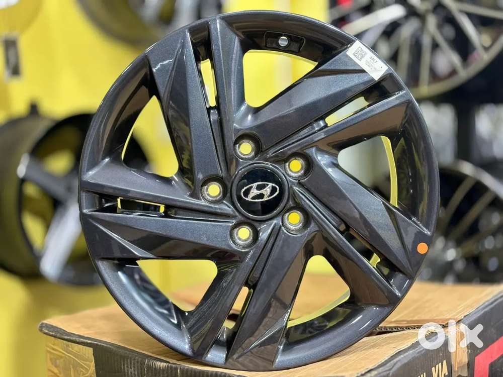 16 inch Night edition Hyundai Creta OEM Alloy wheels set of 4 Spare