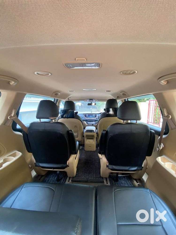 Kia Carnival Premium, 2021, Diesel