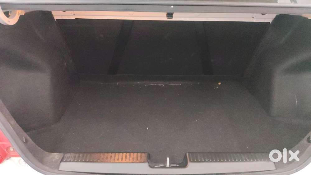 Maruti Suzuki Swift Dzire Amt Vxi, 2019, Petrol