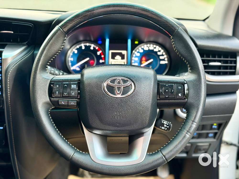 Fortuner 4x2 Manual Diesel 2025