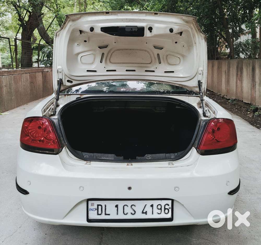 Fiat Linea 1.4 Active Fire, 2015, Petrol