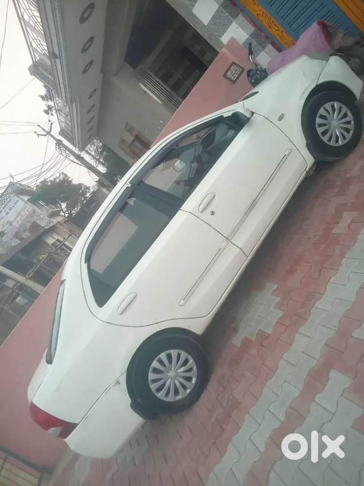 Toyota Etios 2012