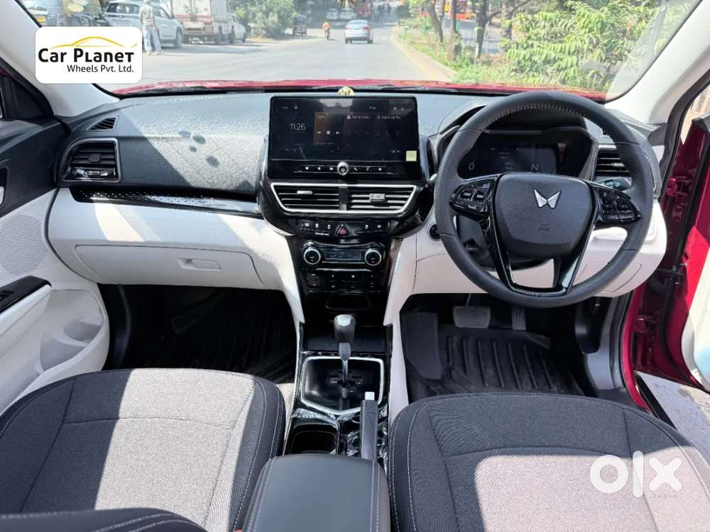 Mahindra Xuv 3xo Ax5 1.5 Diesel Autoshift Plus, 2026, Diesel