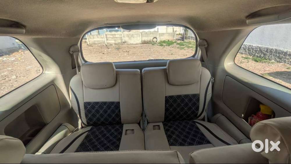 Innova 2.5 E (oct-2014)