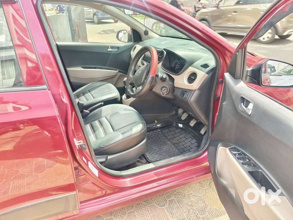Hyundai Grand I10 Sportz, 2016, Petrol