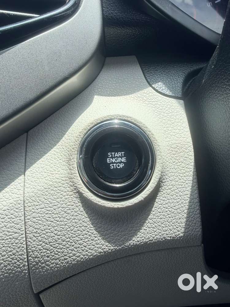 Mahindra Xuv300 W8 Amt Optional Diesel, 2023, Diesel