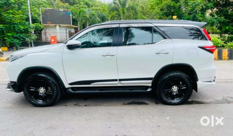 Toyota Fortuner Leader Edition (at), 2025, Diesel