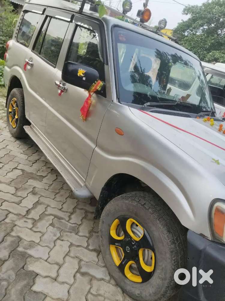 Mahindra Scorpio 2013 Diesel Manual Second Owner