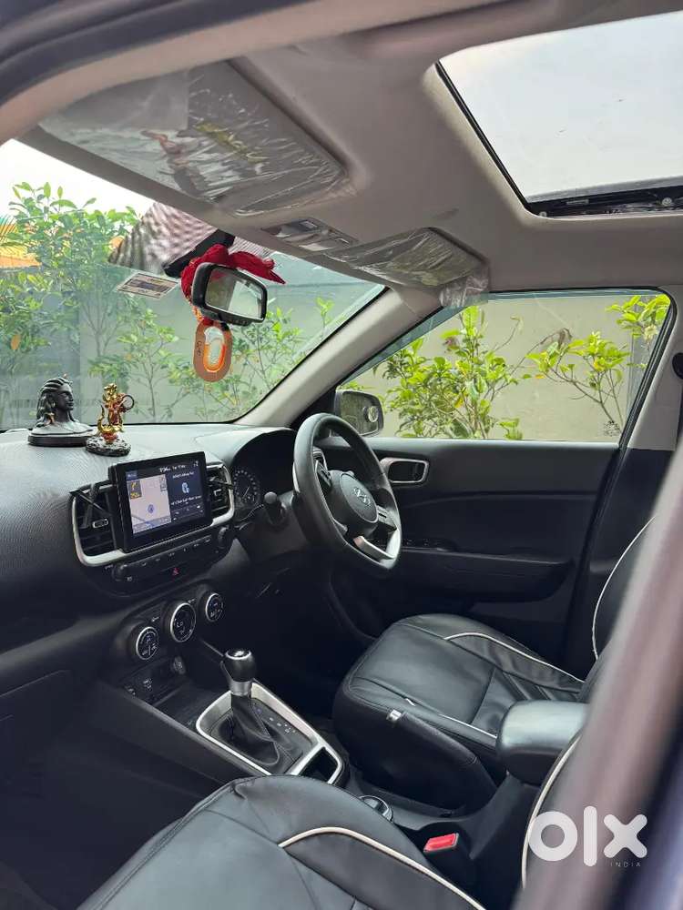 Hyundai Venue 2021 Petrol Well Maintained